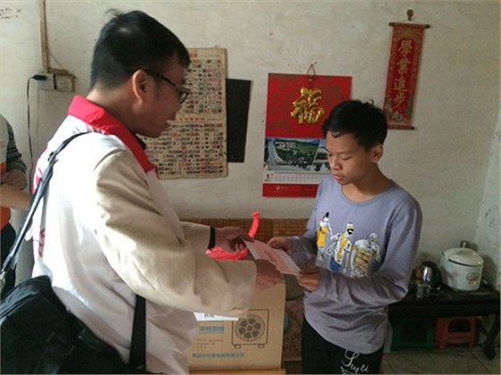 【快訊】冬日送暖凝聚愛心，數(shù)碼彩漆“新春關(guān)懷”慈善行