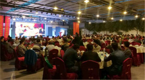 數(shù)碼彩濟源市涂裝新品工藝技術交流會現(xiàn)場