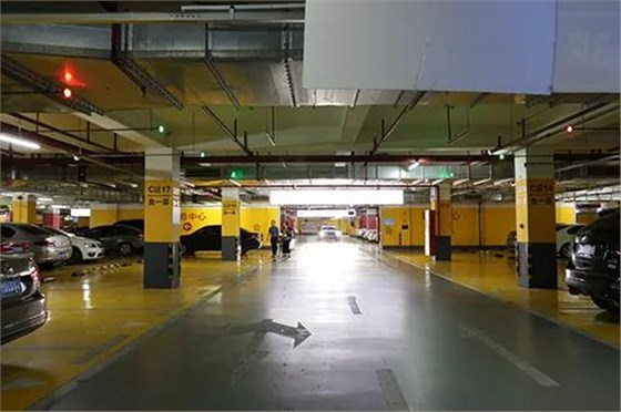 廣東中山大信廣場地上停車場內(nèi)墻翻新用水性外墻涂料