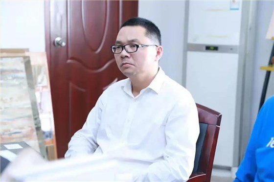 歡迎廣東涂協(xié)、經(jīng)銷商分會經(jīng)銷商代表蒞臨數(shù)碼彩指導