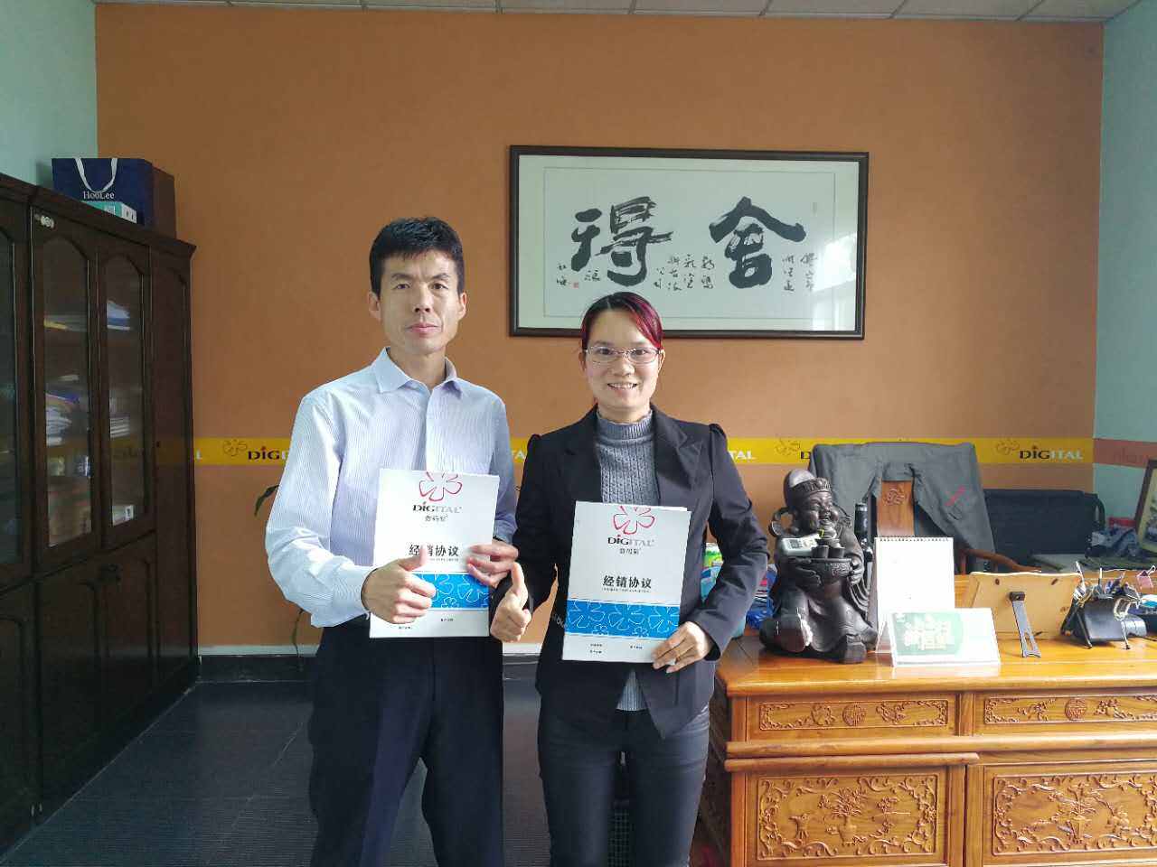 涂料代理選擇這些“賣(mài)點(diǎn)”，可得心應(yīng)手吸引客戶(hù)進(jìn)店