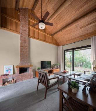 “數(shù)碼彩”神之手，“從新”參與改造鄉(xiāng)村40年小平房