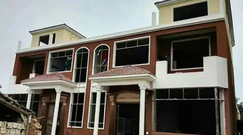 農(nóng)村自建房這樣搞，刷外墻涂料變豪華別墅