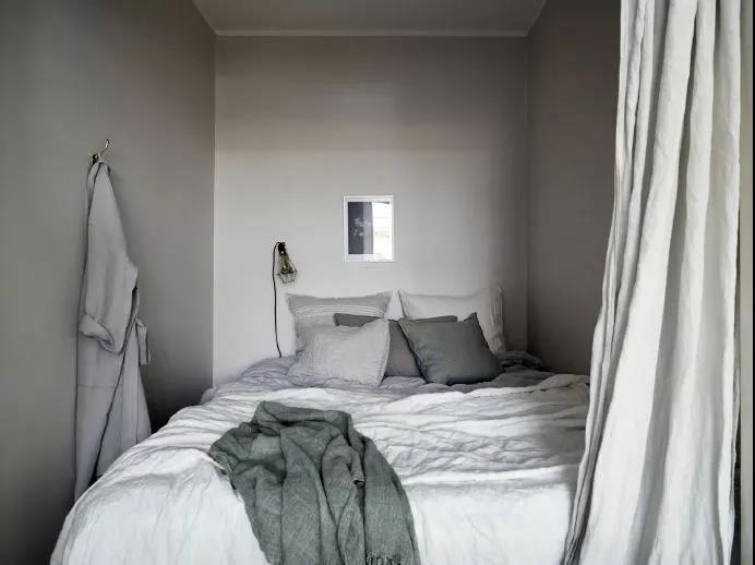 “灰綠色”遠(yuǎn)離壓力，輕松打造輕奢感