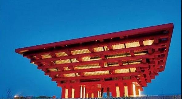 走進集美，這是一篇關(guān)于設(shè)計師們“黃埔軍校”的調(diào)研