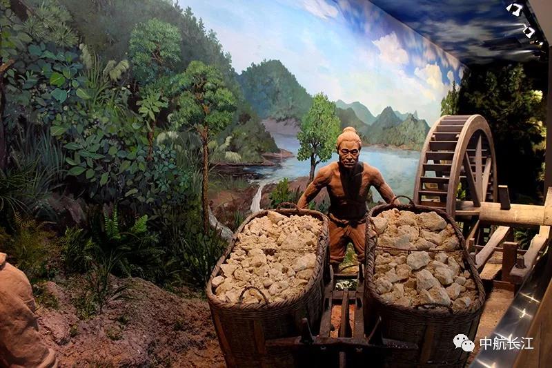 走進集美，這是一篇關(guān)于設(shè)計師們“黃埔軍校”的調(diào)研