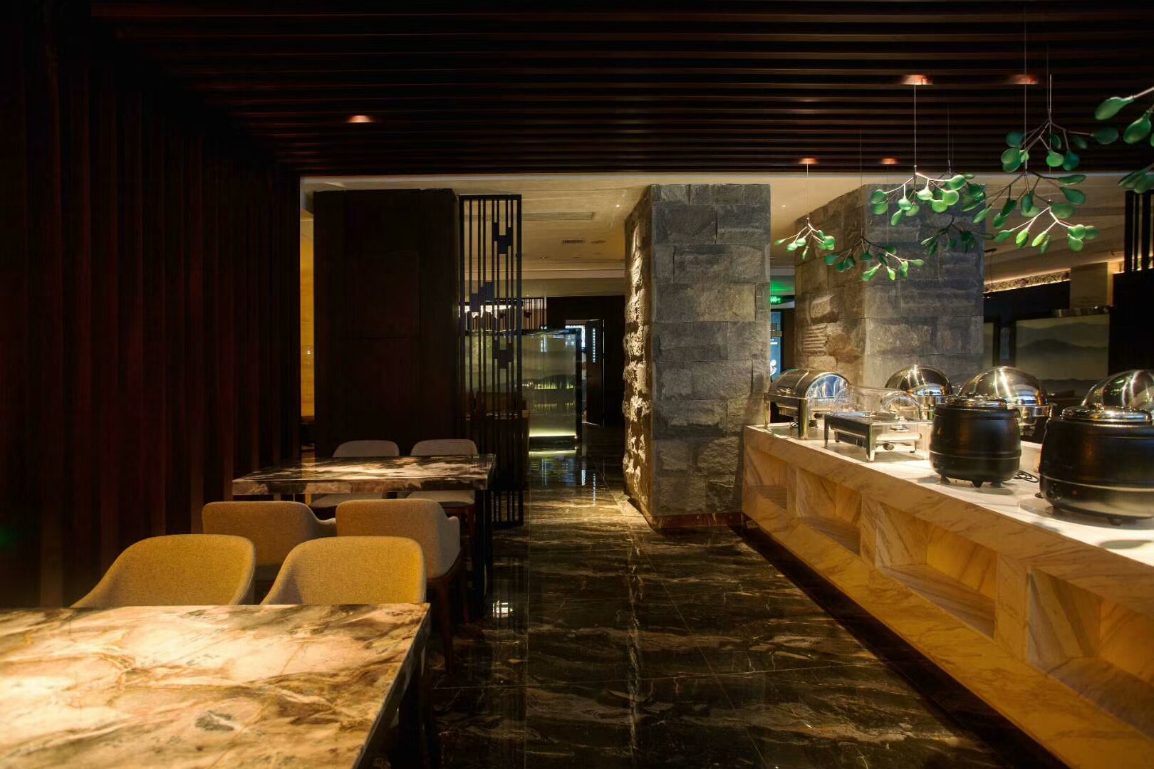 感受數(shù)碼彩清新，愛沐養(yǎng)生館工程賞識